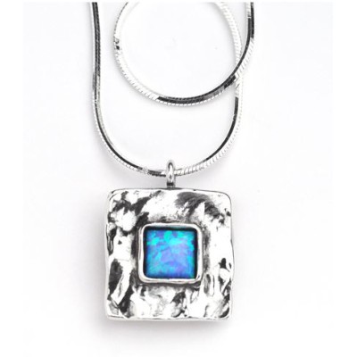 AVIV SILVER - Beautiful Square Pendant Necklace with Opal Stone